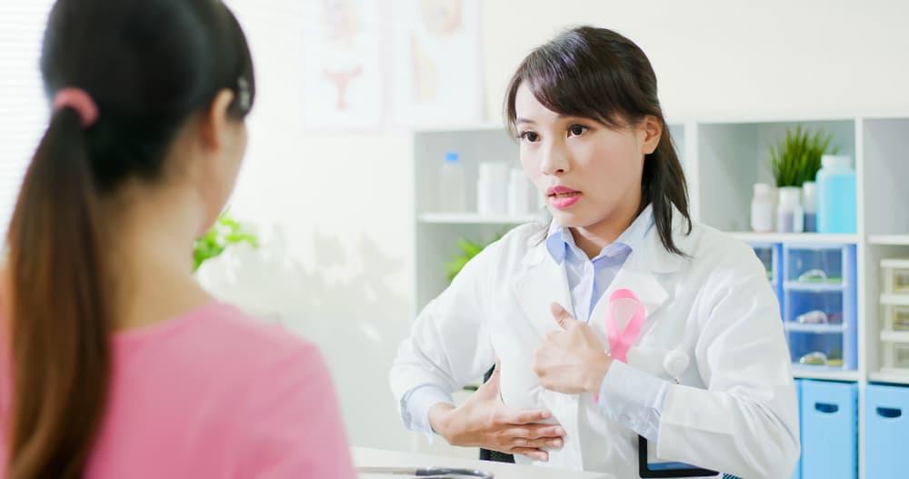胸部硬塊不一定是乳癌!乳癌的前兆、症狀、診斷